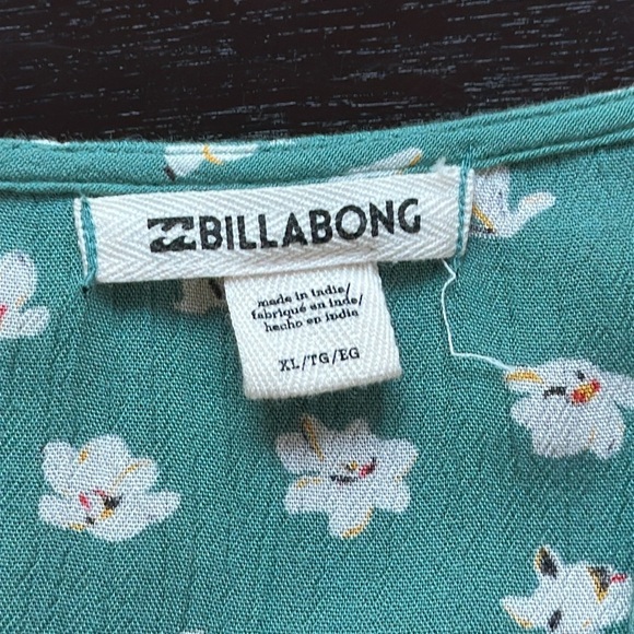 Billabong brand short sleeve tie wrap midi dress - Picture 7 of 10